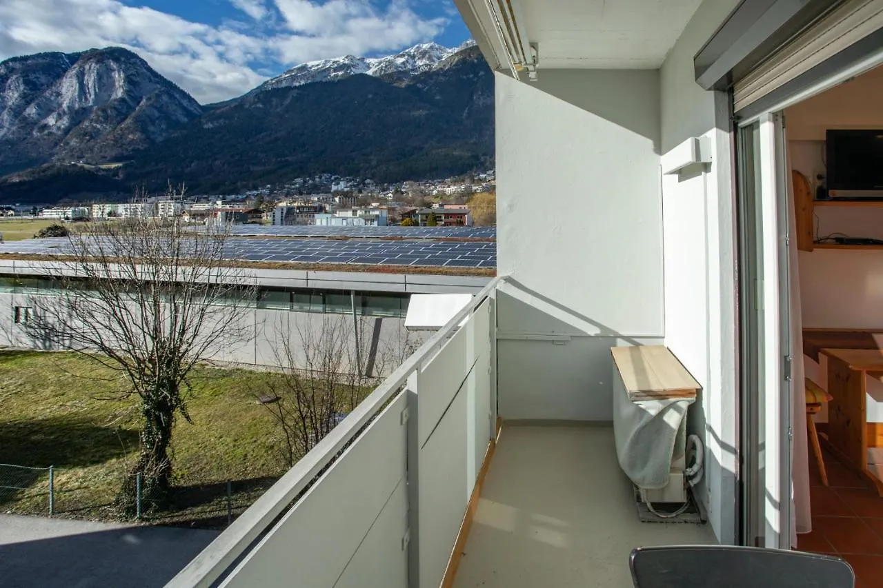 Innsbruck Airport Studio I Free Parking Apartment